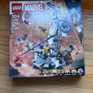 LEGO set 76266 Marvel Infinity Saga Battle Set with Purple and Gold unopened